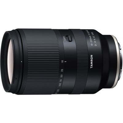 Tamron 18-300mm f/3.5-6.3 Di III-A VC VXD objektiiv Sonyle