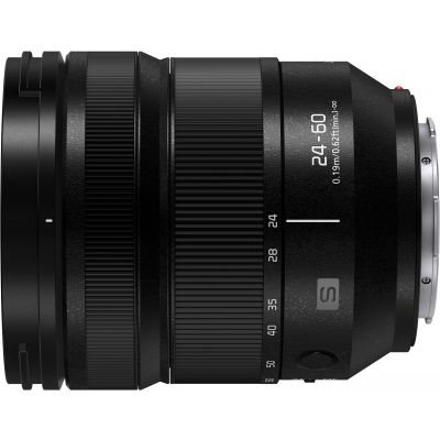 Panasonic Lumix S 24-60mm f/2.8 objektiiv