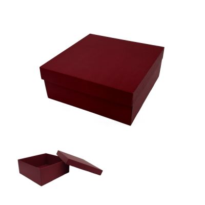 Gift boxes 250x250x100mm red